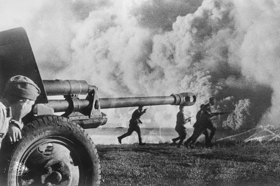 Вов что это. Освободители вов 1941-1945. Бои великой отечественной войны 1941-1945. Советская артиллерия на подступах к берлину, апрель 1945 года. Великая отечественная война 1941-1945.