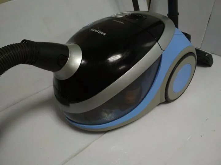 Пылесос самсунг с водяным фильтром. Samsung aqua пылесос. Пылесос самсунг аквафильтр. Samsung пылесос аквафильтр. Пылесос самсунг с аквафильтром.