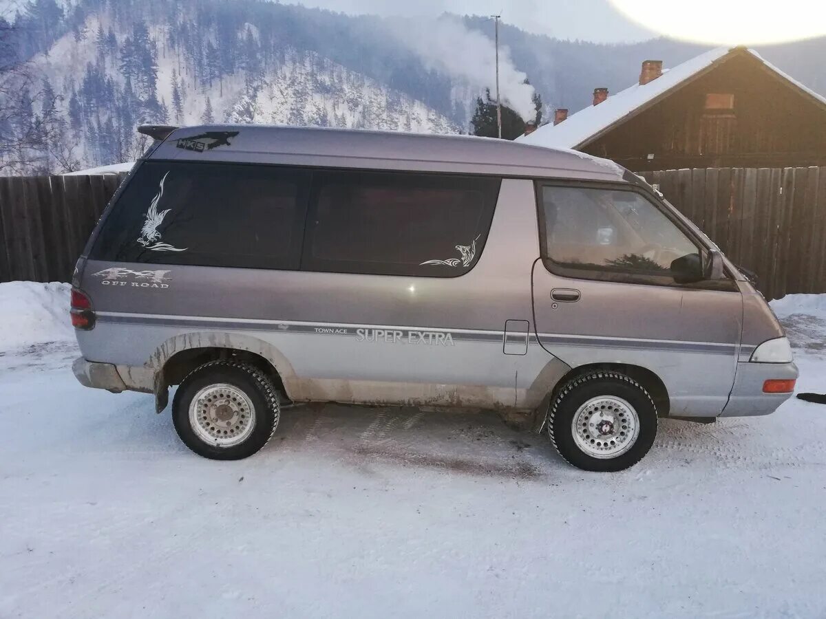 Toyota Town Ace III. Тойота Таун айс 1984. Toyota Town Ace 1979. Тойота тавнайс 1984 года. Товн айс купить