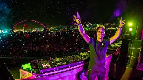 Armin van buuren live