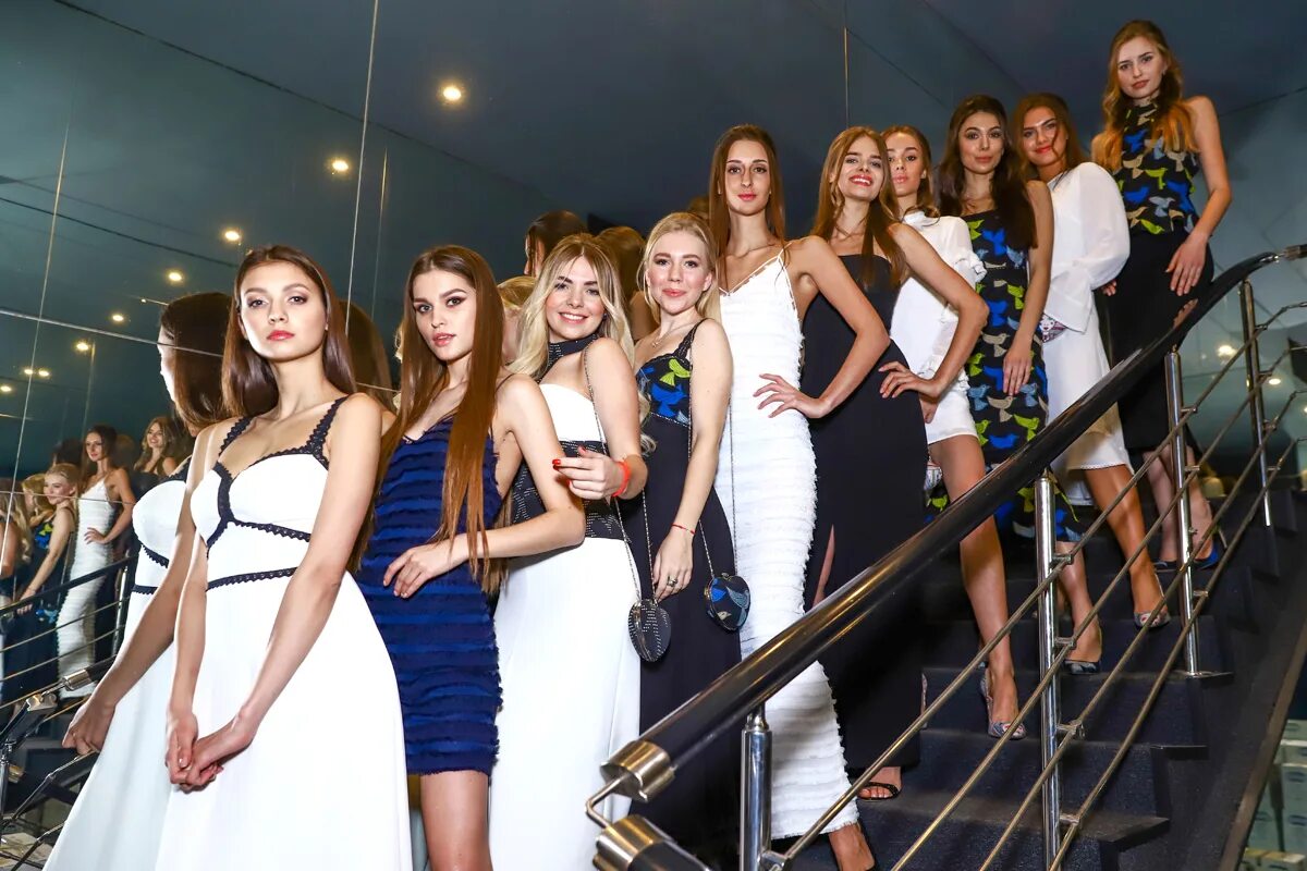 Блоггер украины сегодня. Украинские блогеры девушки. miss ukraine блоггер.