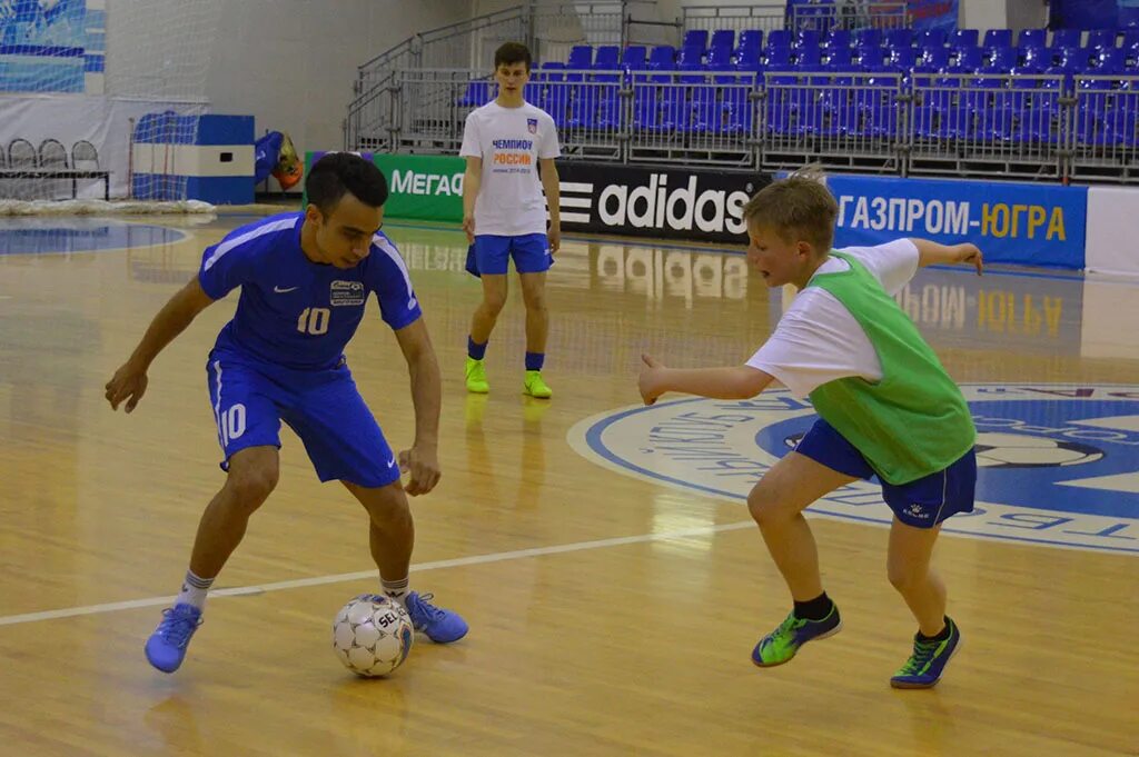 Югорск футбол. Чемпионат по мини футболу в югорске 2023 года. Мфк газпром югра. Стадион газпром югра. Югорск футбол.