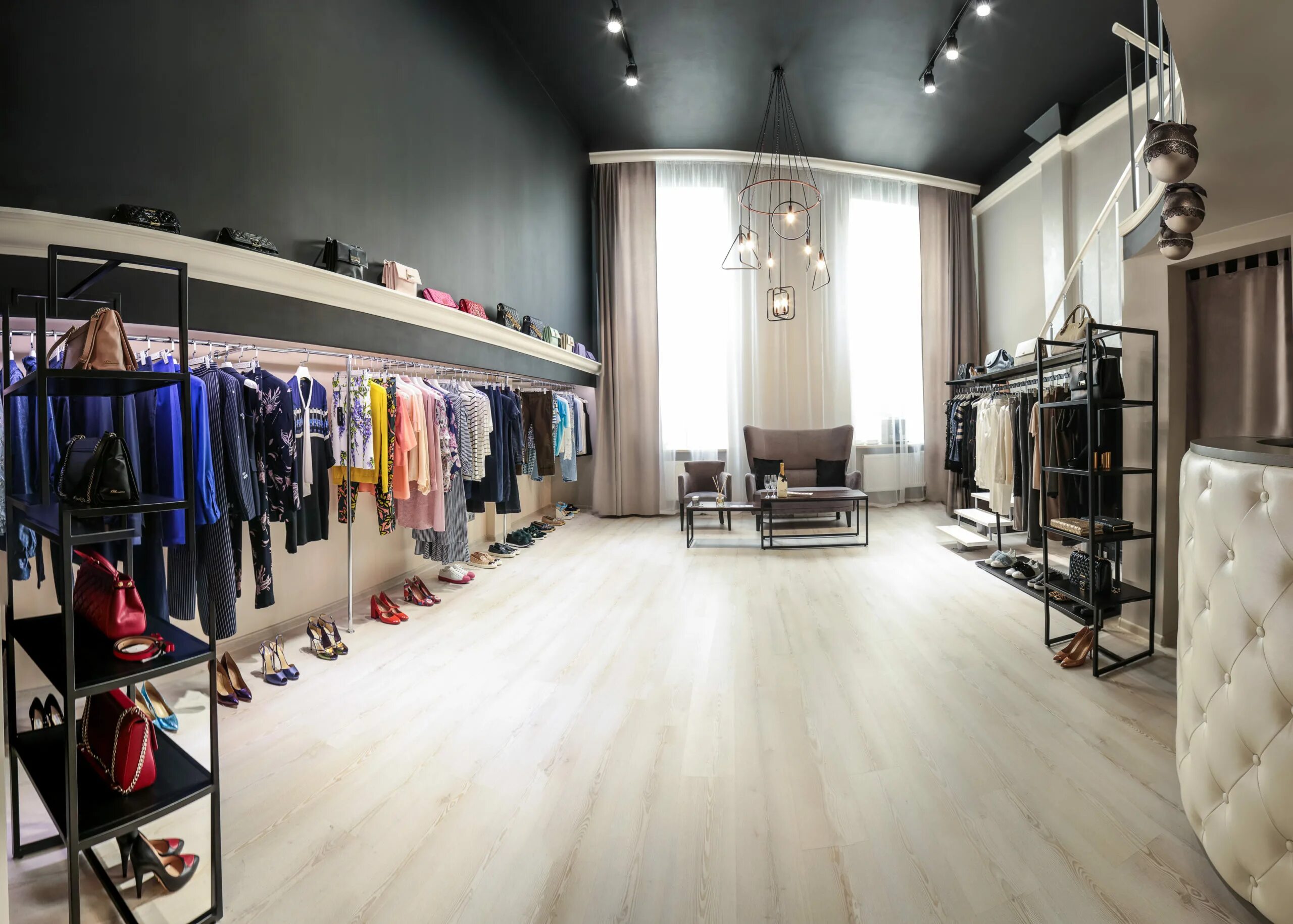 универмаг московский санкт-петербург. магазины спортивной одежды спб адреса. магазин weekend в москве. выставка продажа одежды. гришко фабрика.