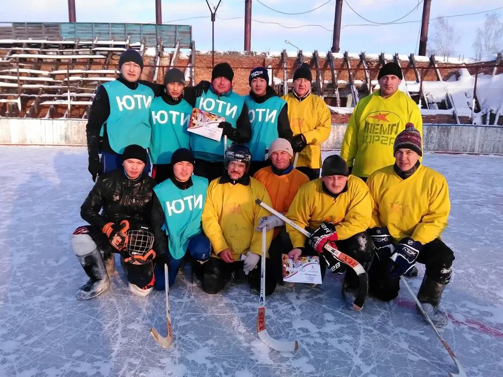 погода в зимнике юргинский. зимники нижневартовского района. зимник юргинский район. стадион темп юрга хоккей. зимники хмао.