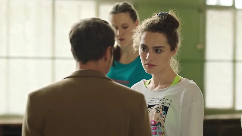 дарья урсуляк. дарья урсуляк и павел деревянко. павел деревянко в сериале дылды. дылды 1 7. павел деревянко дылды.