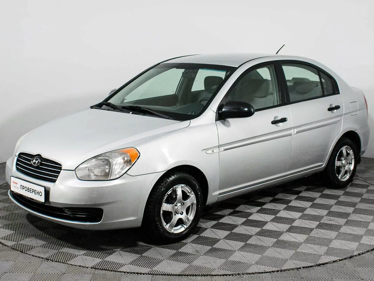 Купить хендай верна. Hyundai Verna 2006. Hyundai Verna 2008. Hyundai Verna 2. Хендэ Verna 1.4 2006.