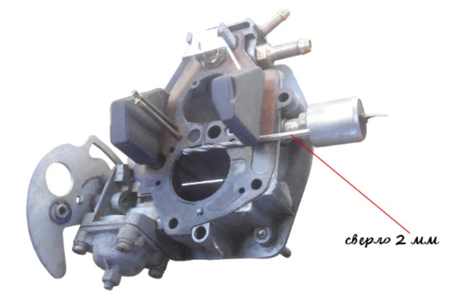 Карбюратор уровень бензина. Уровень поплавков карбюратор солекс 2108. Карбюратор солекс 2109. Поплавки на карбюратор солекс ВАЗ 2108. Уровень поплавка солекс 21083.
