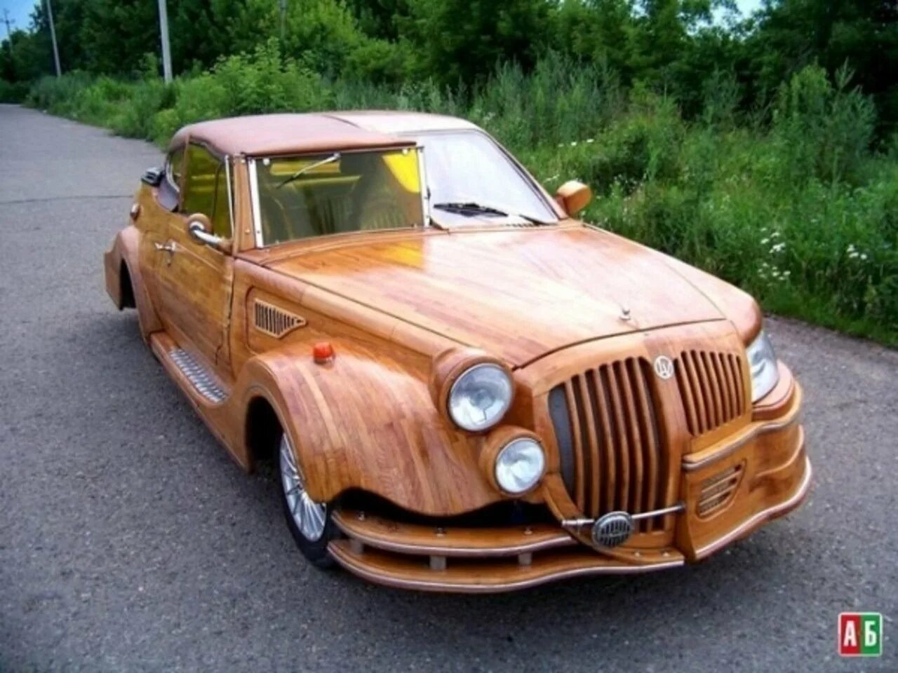 Автомобили своими руками фото. Деревянный автомобиль. Машина из дерева. Самоделки машины из дерева. Машина из дерева настоящая.