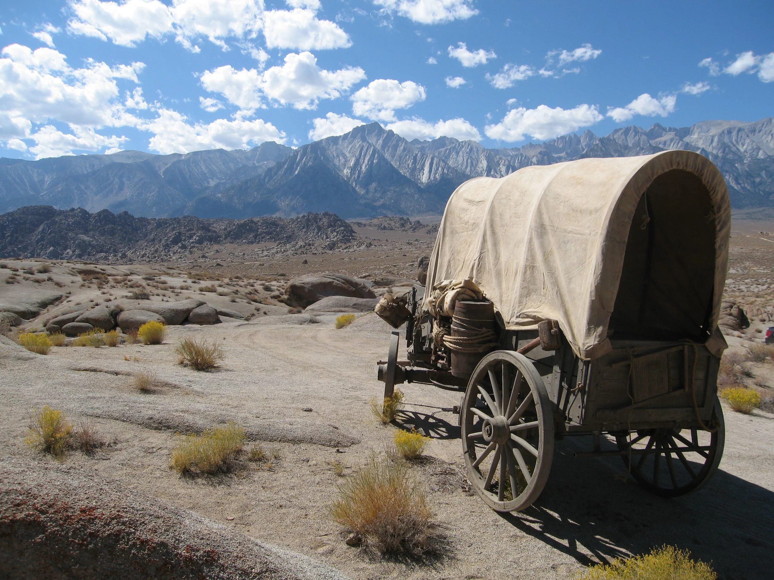 Кибитка на телеге. Кибитка дикий запад. wild wild west вагон. повозка wild west. фургон дикий запад.