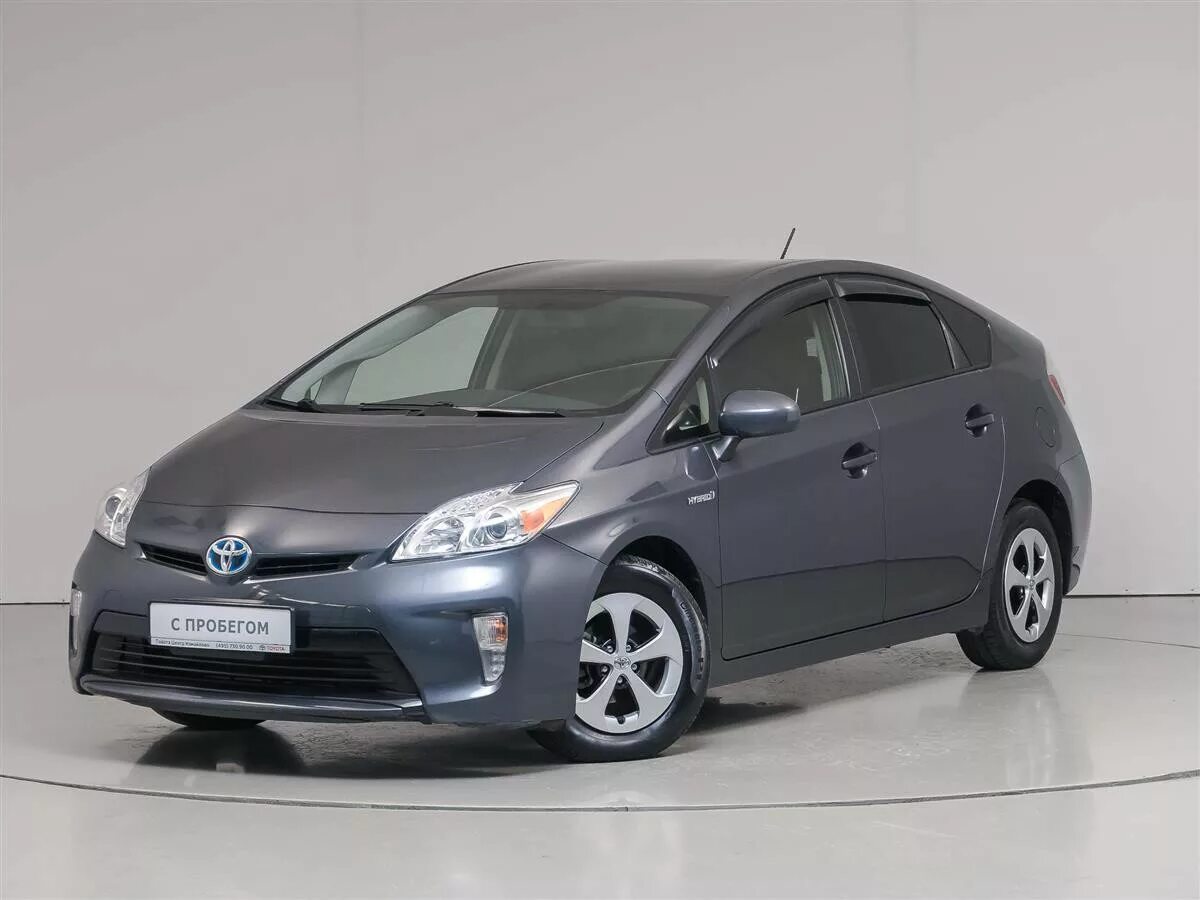 Тойота Приус 20 черный. Тойота Приус гибрид. Тойота Приус гибрид 30. Toyota Prius III xw30 2015. Приус 2015 года