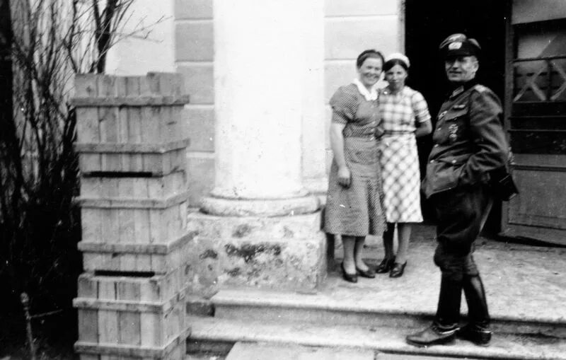 Немцы в минске 1941. Оккупированная франция. Гатчина в годы великой отечественной. Любовь во времена оккупации турецкий. Любовь во времена оккупации турецкий.