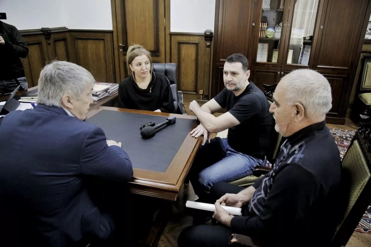 дербент зарплаты. социально-реабилитационный центр в дербенте. камиль дербент. прокуратура города дербент. дербент зарплаты.