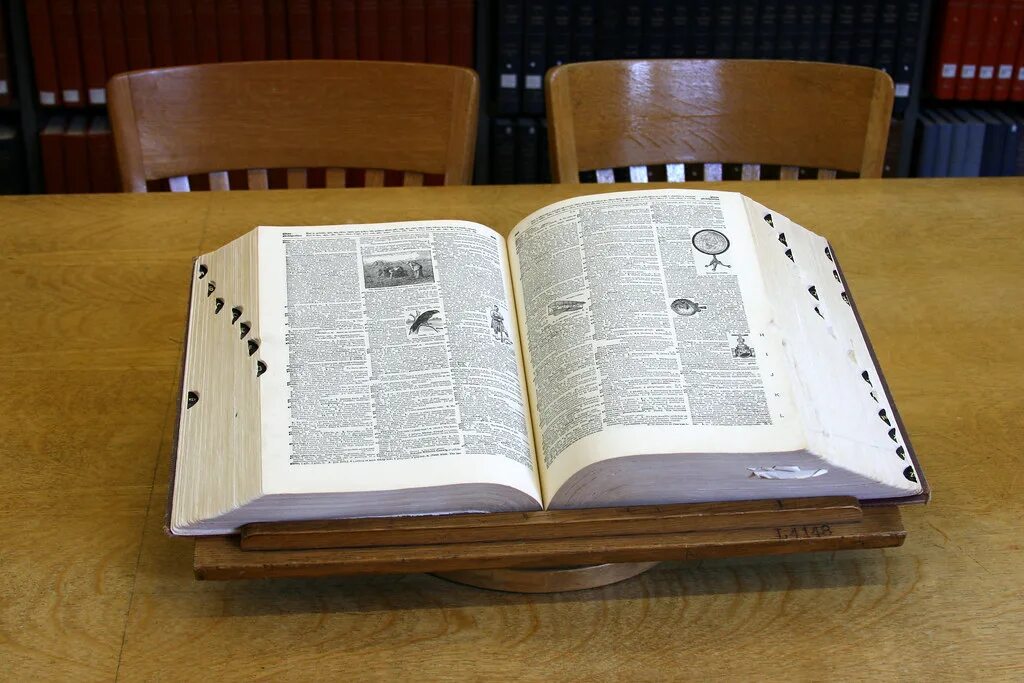Larger dictionary. Big dictionary.