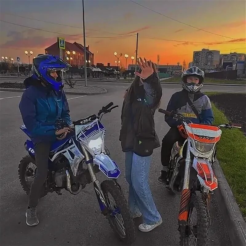 Золотое крыло в ленинске-кузнецком каталог товаров. Золотое крыло в ленинске-кузнецком каталог товаров. Кузнецкая альфа. Мотоциклы в ленинском кузнецком. Дуги на ззр 400-2.