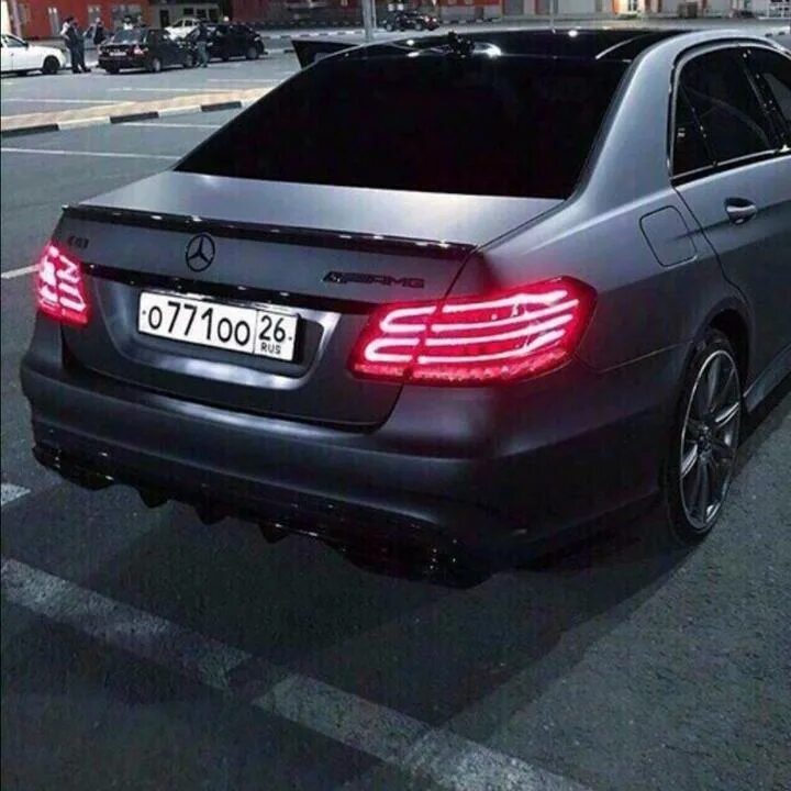 Ешка школа. Мерседес w212 amg черный. 212 мерседес 6.3 амг. мерседес ешка 212. e212 amg 6.3.