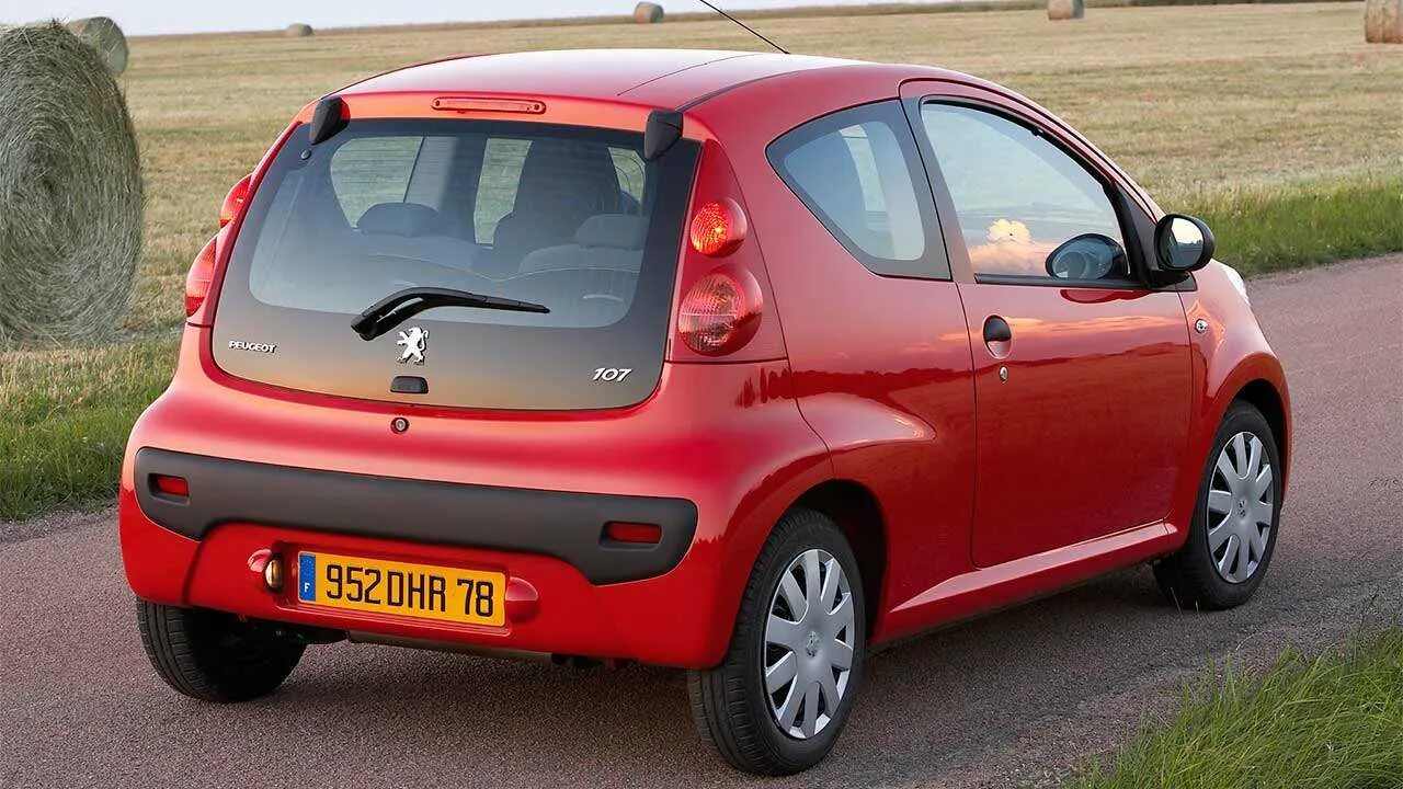 Пежо маленькая 107. Peugeot 107. Пежо маленькая 107. Маленький пежо 107. Peugeot 107 i.