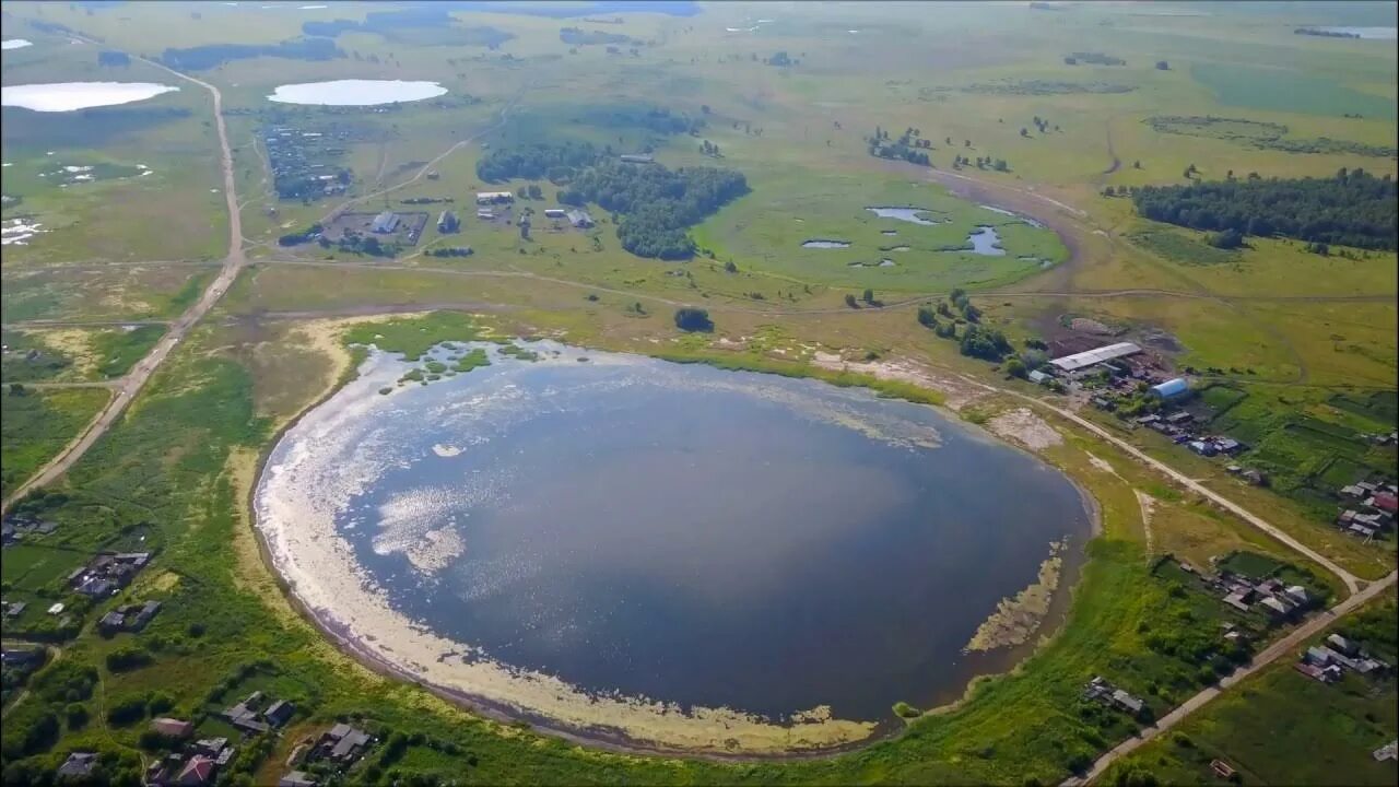 Круглое село курган. Круглое курганская область. Храм крутиха. Богоявленский храм в менделеевске. Краеведческий музей с звериноголовское.