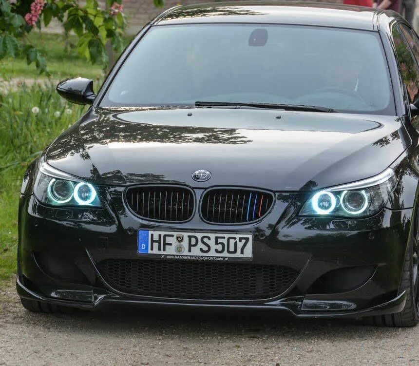 БМВ м5 е60. BMW м5 e60. BMW m5 e60 m. БМВ м5 е60 в10.