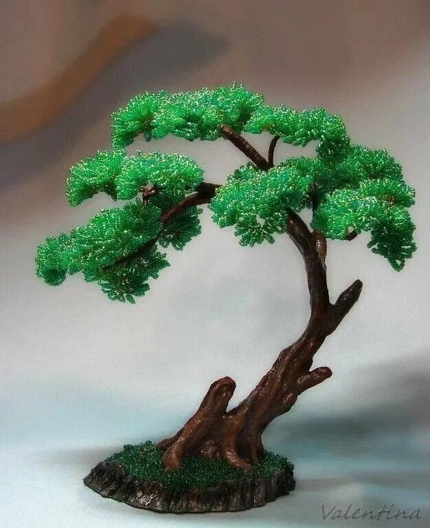 Бисерное дерево "яблоня" 65960. Как сделать бонсай своими руками. Бисерный бонсай цветущий. Бонсай сэкидзёдзю. Банзай дерево из бисера.