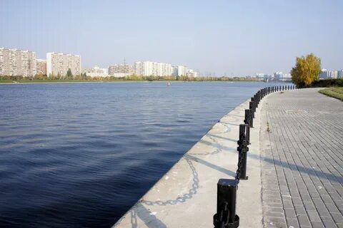 Вдоль москва реки