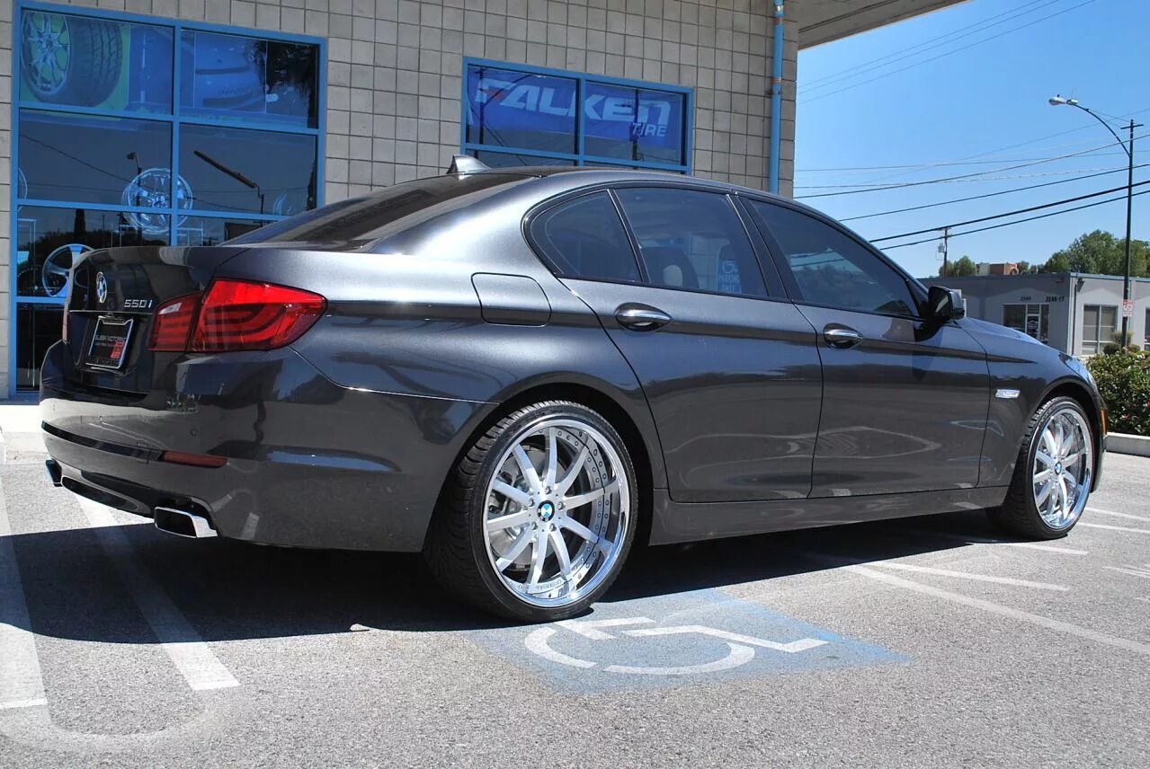 Graphite metallic. Sparkling graphite metallic бмв е90. Sparkling graphite metallic (a22) bmw e46. Graphite metallic bmw. Бмв 3 графит.