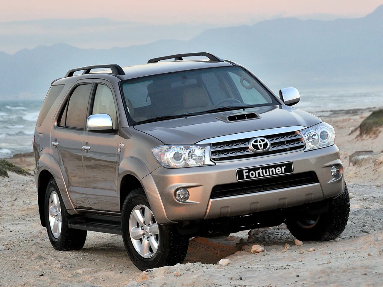 Тойота фортунер 2008. Ленд ровер фрилендер 2012. Td 4wd. Mitsubishi l200 1. Ленд ровер freelander 2.
