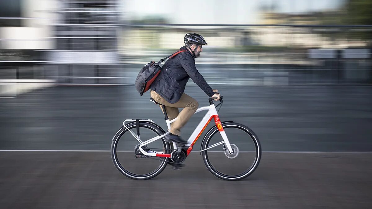 I have your bike. I have your bike. I have your bike. Ride a bike перевод на русский. Высказывания про велосипед.