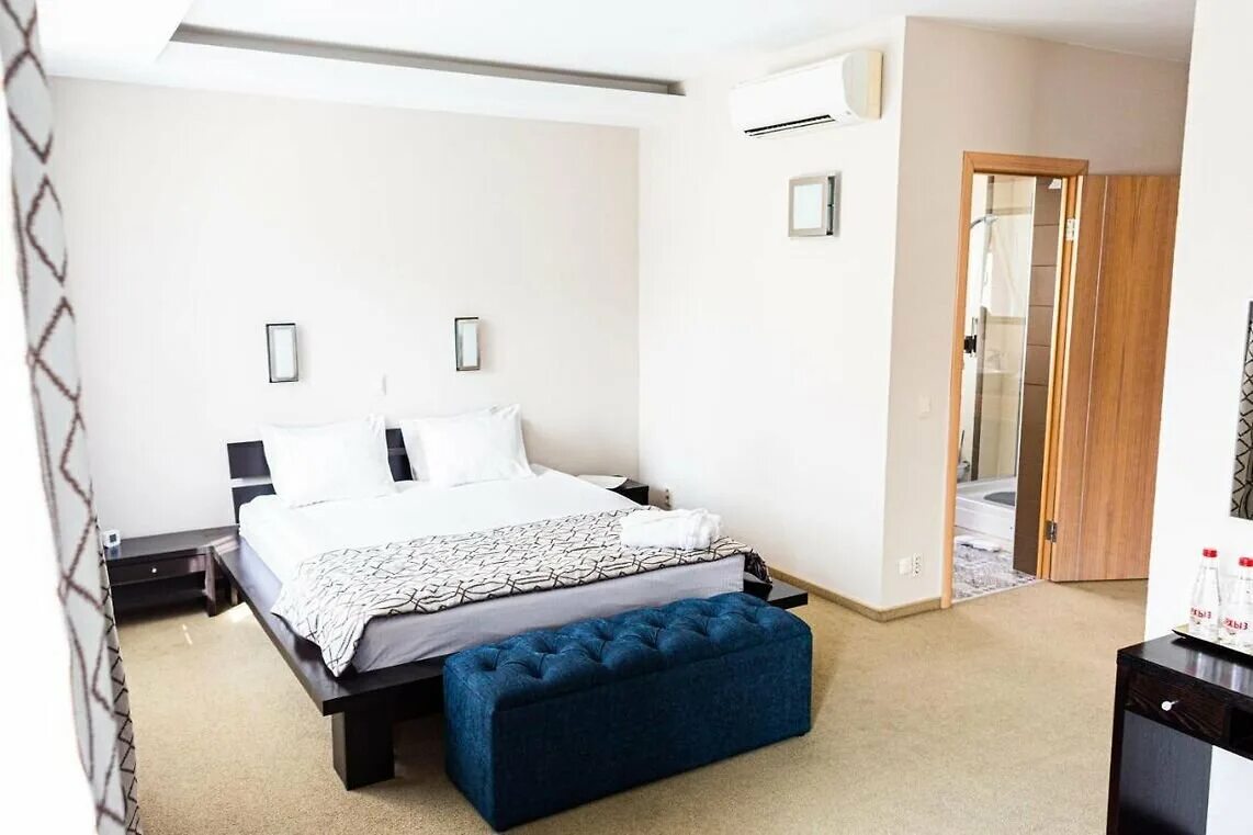 Снять отель пермь. Отель нолан пермь. гранд отель пермь. grand hotel perm 5*. гранд отель пермь петропавловская 55.