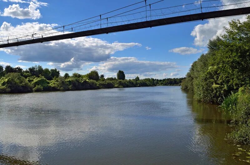 Река алатырь в нижегородской области. Река алатырь. Река алатырь. Река алатырка алатырь. Алатарь речка алатырь мордовия.