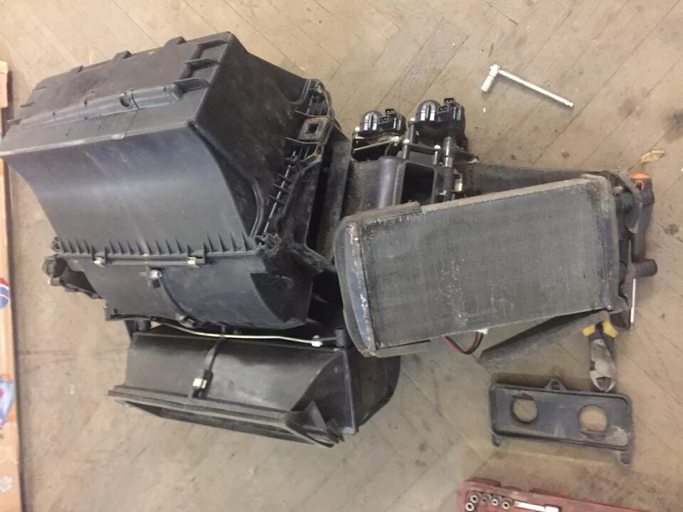 Отопитель салона газель 3302 в сборе. Отопитель салона газель 2705. Отопитель салона газель 2705. Печка газель бизнес 2022. Отопитель газели 3302.