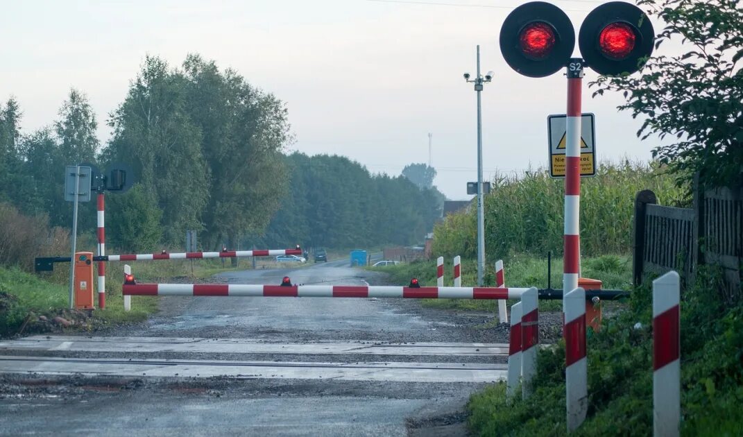 Проезд переезда без шлагбаума