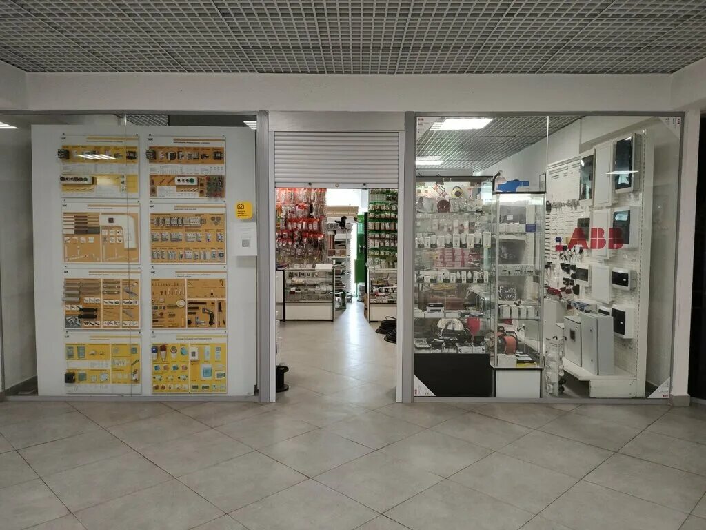 Бул. Славич магазин бульвар рокоссовского. Тц славич. Магазины рокоссовского. Славич бульвар рокоссовского.