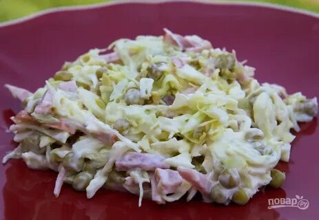 Сделать салат из копченой колбасы