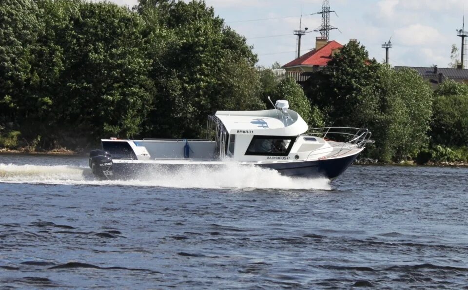 Катер любляна мурманск. Катер ямал-31. Sea wolf катер. Мореходные катера до 20 метров. Катер туман мурманск.