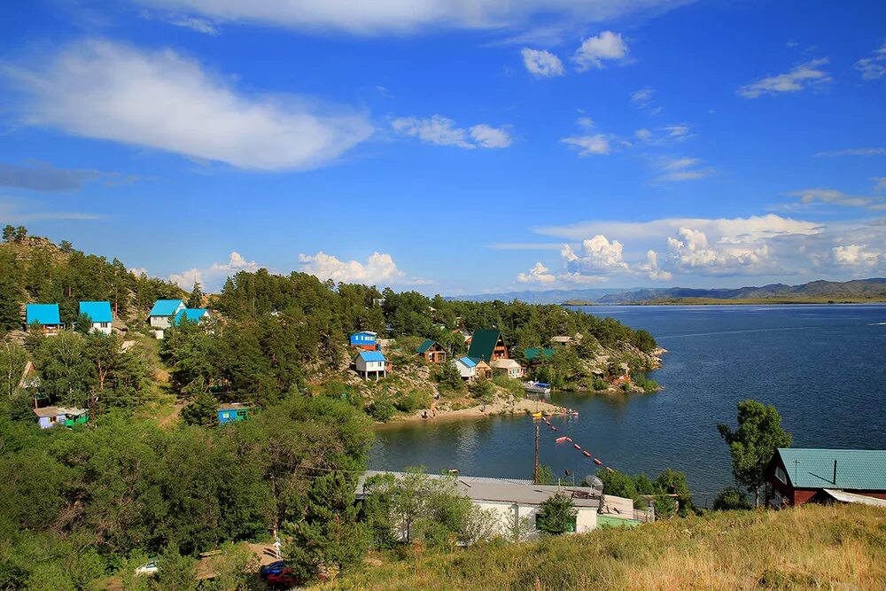 Голубой залив Усть-Каменогорск. Усть-Каменогорск Бухтарминское водохранилище. Казахстан Бухтарма голубой залив. Бухтарминское водохранилище базы голубой залив.