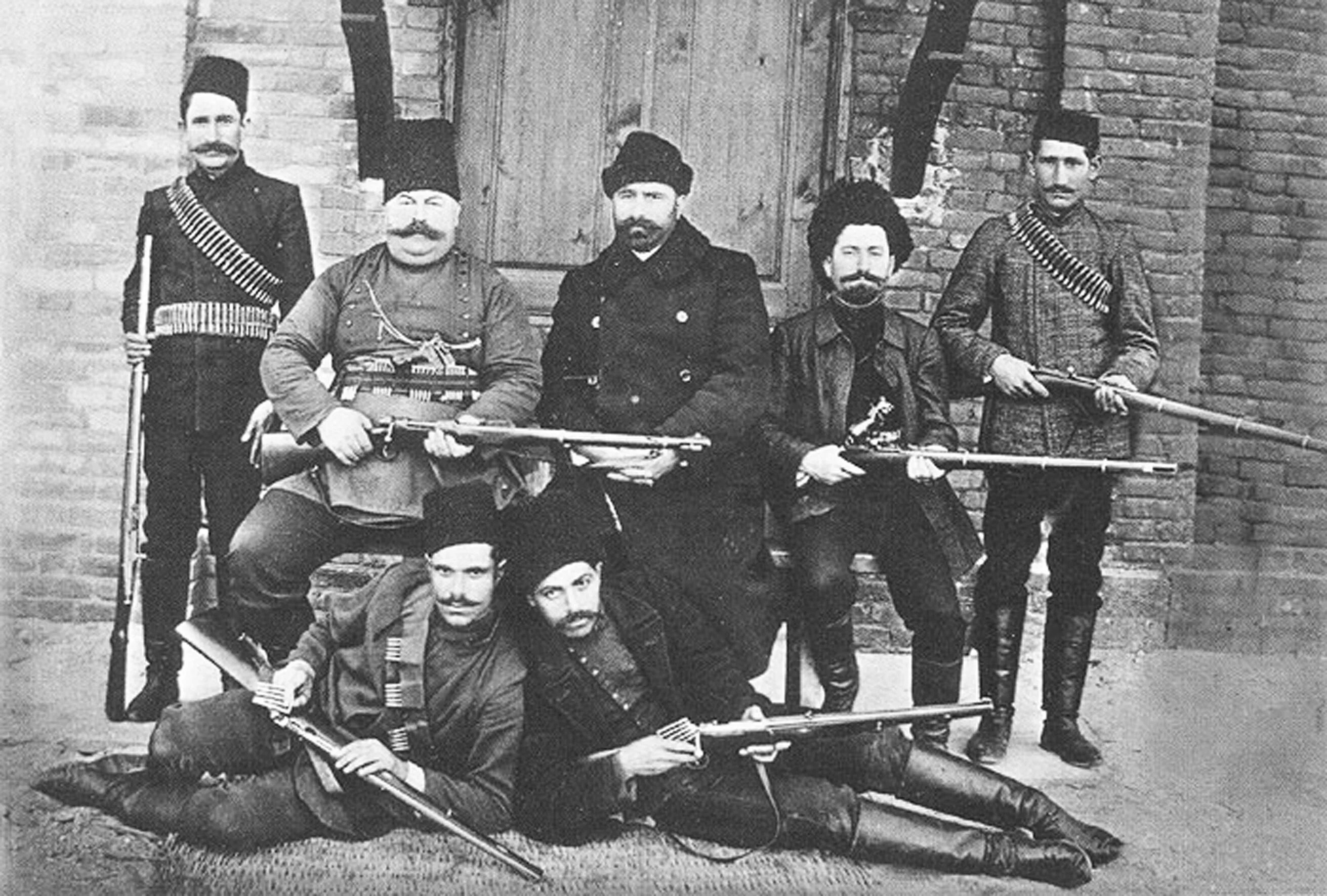 Месробян арутюн левонович. Сквер. Армянские фидаины 19 век. Армянское духовенство 19 век. Асхаб сулейманов.