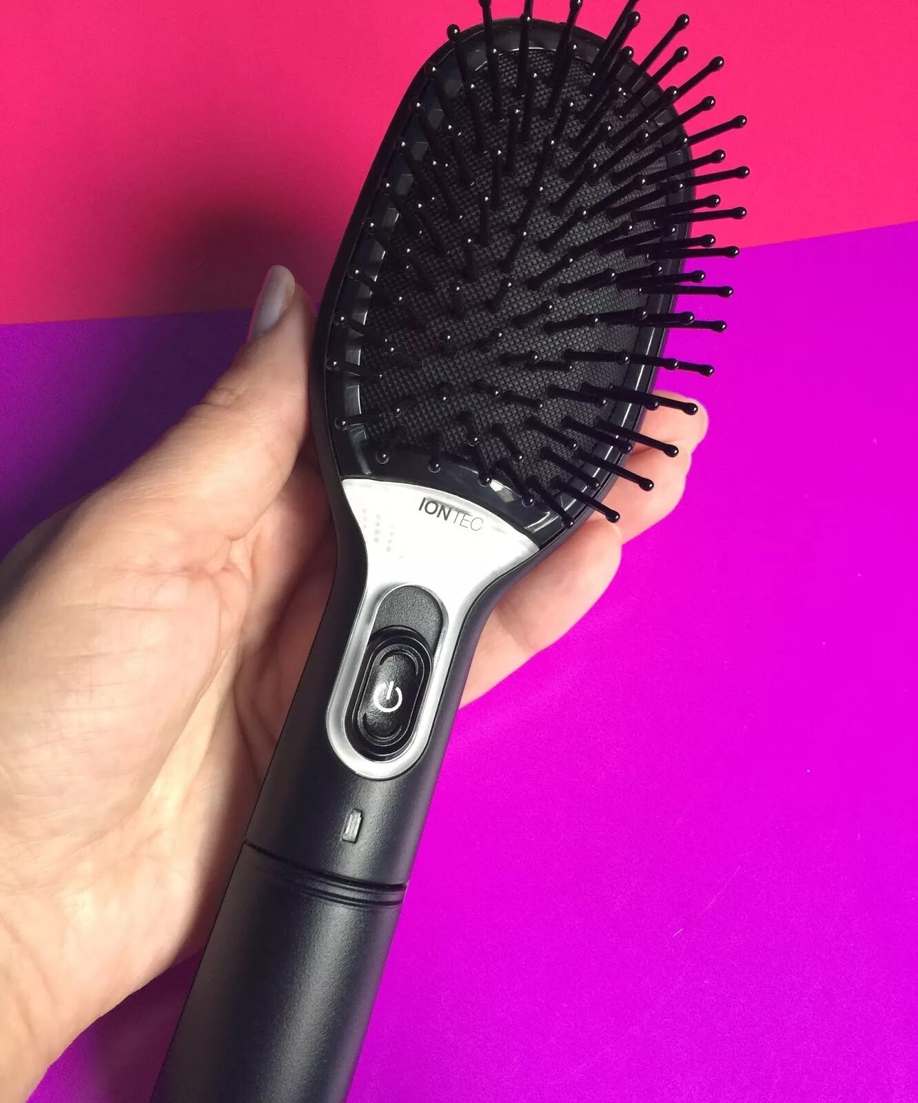 Blow styling round tool
