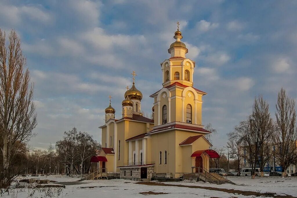 Храм жен мироносиц самара. Храм жен мироносиц московская область. Масленникова московское шоссе храм. Самара храм мироносиц самара. Храм в честь святых жен мироносиц самара.