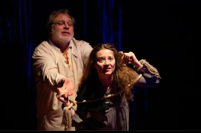 Актёр фауст театр луны кудрявый актер. Старый новый фауст театр луны. Фауст спектакль. Ш гуно фауст опера. Новый фауст.