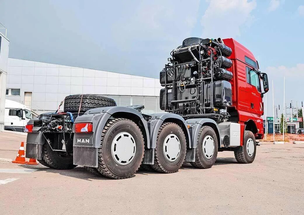 Ман седельный тягач 8x8. Man TGX 41.680 балластный тягач. Седельный тягач ман 8х6. Man f 90 6*2 седельный тягач. Седельные тягачи 6 4 купить