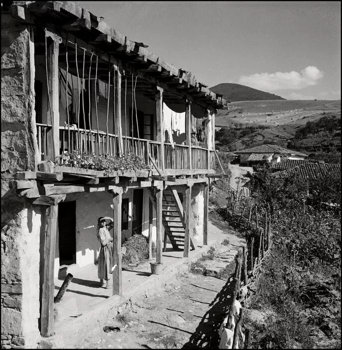 Крымская деревня. Дома крымских татар в крыму 1945. Старые фотографии старого крыма. Старые фотографии старого крыма. Гурзуф 1960е годы.