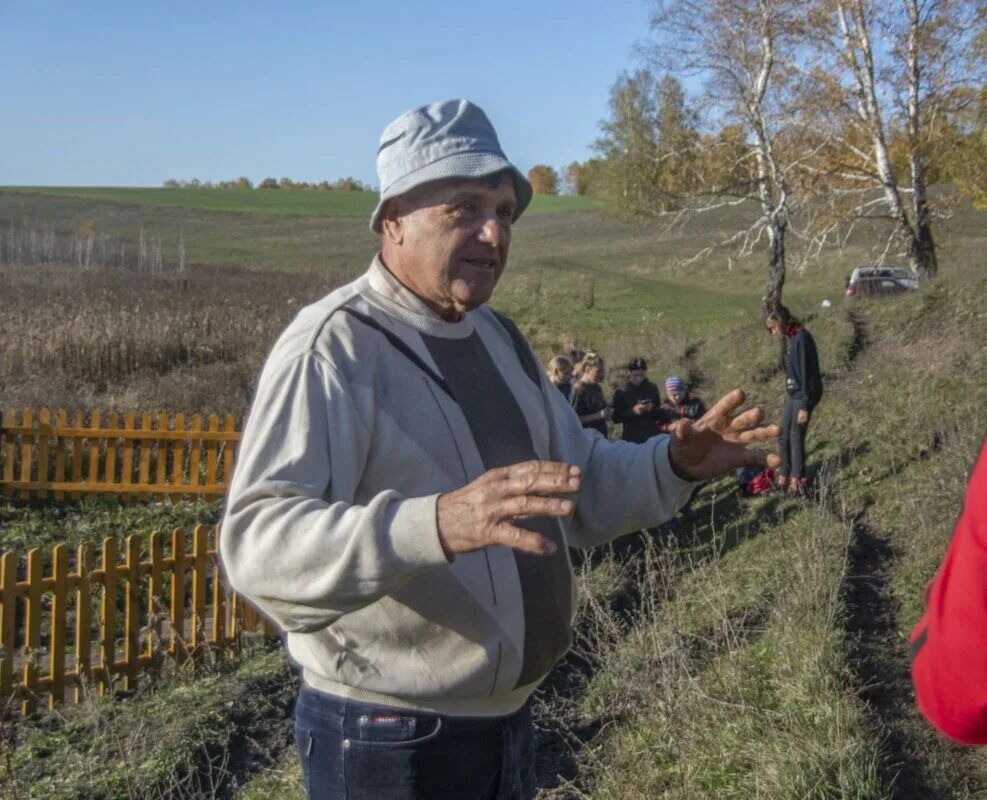 Село Налобиха Алтайский край. Родники Алтайского края. Родник Налобиха. Озеро в Налобихе Алтайский край.