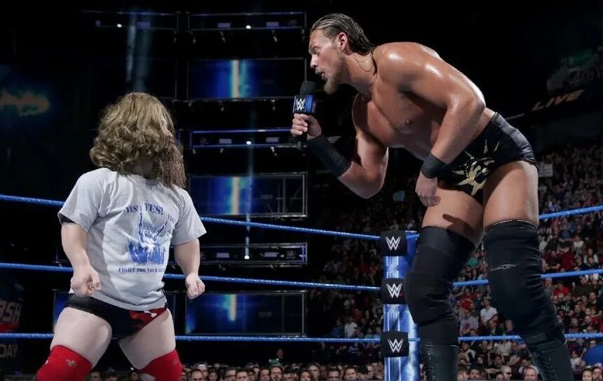 Big cass. Биг кэсс. big cass wwe. scripts wwe.