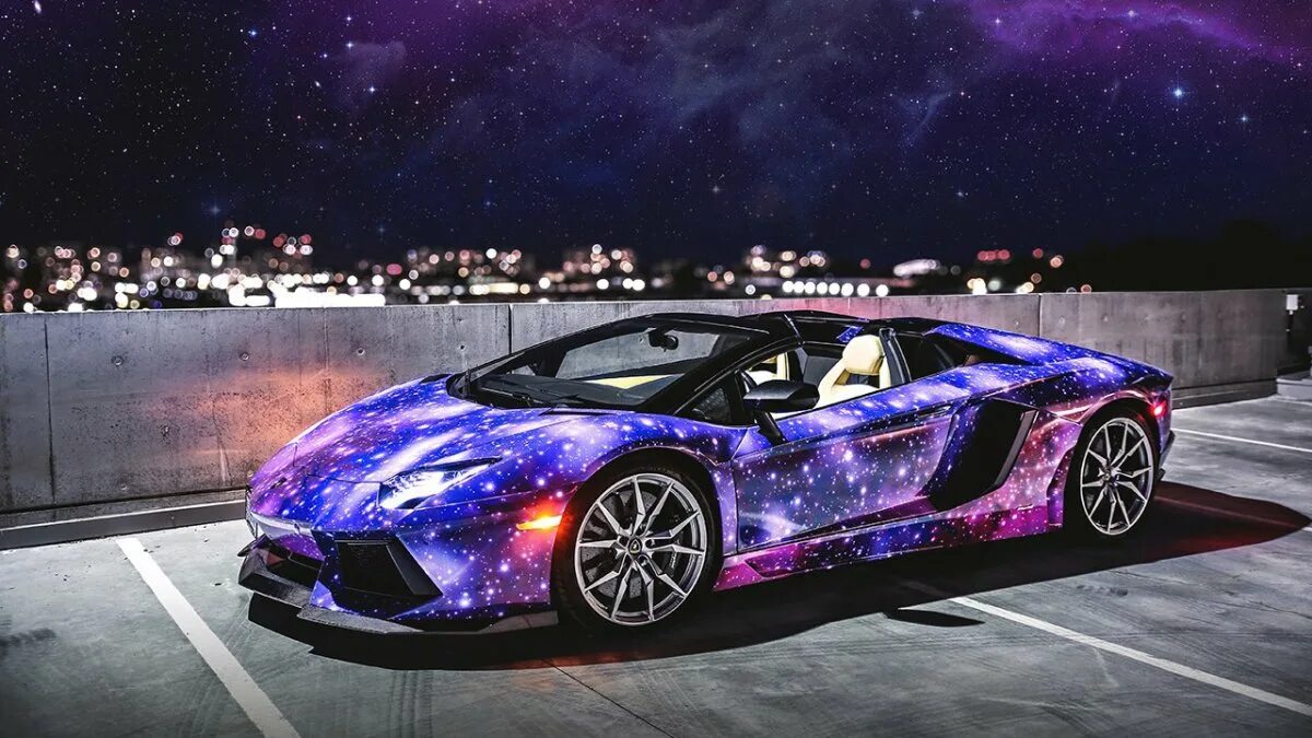 Совсем забыли как летает моя ламба. Lamborghini Aventador Roadster. Ламборгини авентадор фиолетовая. Ламборджини авентадор неоновый. Офигенная машина.