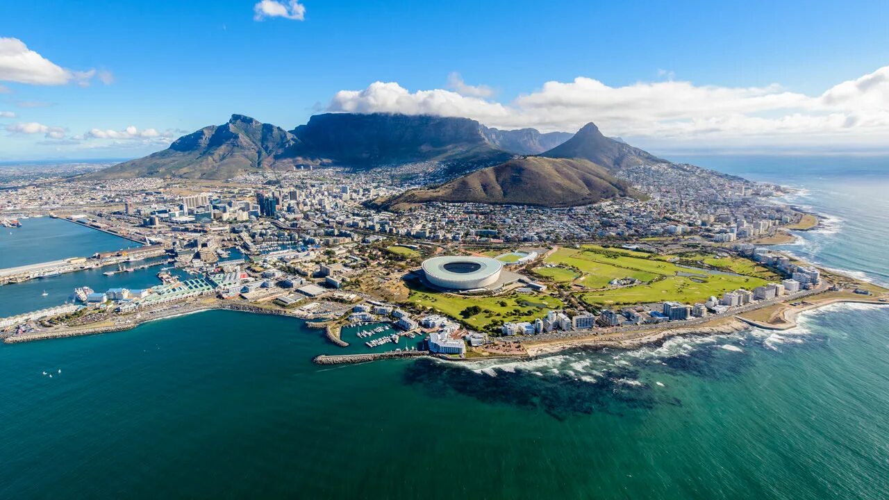 Кейптаун южная африка стадион. Кейп видалем юар. Юар кейптаун. Кейптаун америка район. Кейптаун смотровая площадка.