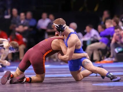 Finished by pin: Wrestling photoset 81.