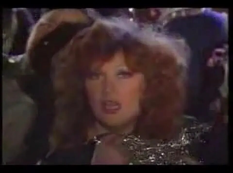 Пугачева без меня тебе любимый мой. Пугачева без меня тебе любимый мой. Песня без меня тебе любимый мой пугачева. Пугачева без меня. Новая песня аллы пугачевой мой любимый.