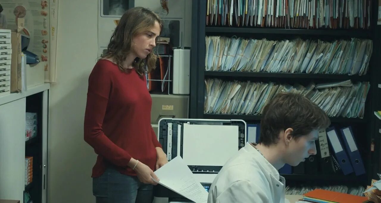 Неизвестная (2016). Дочь землекопа (2011). Виржини ледуайен 1995. La fille a perdu. Братья дарденн.