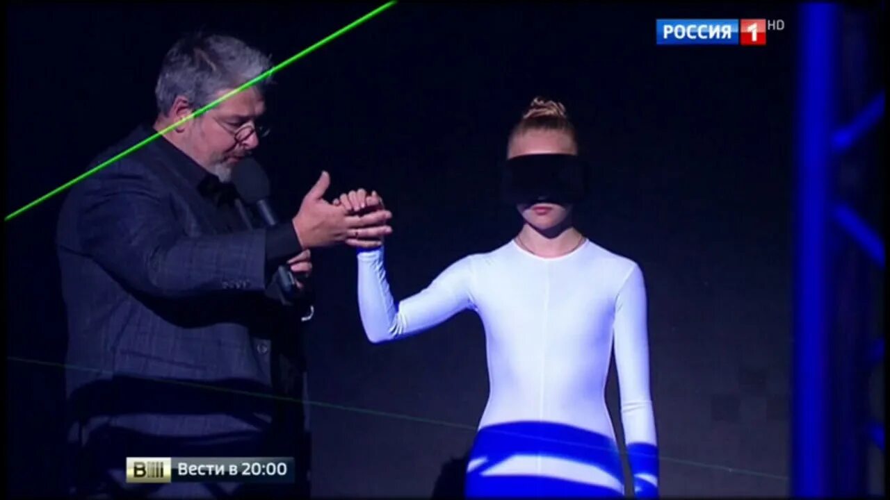 Программа удивительные люди от 5 апреля. Шоу удивительные люди. кто ведёт программу удивительные люди.