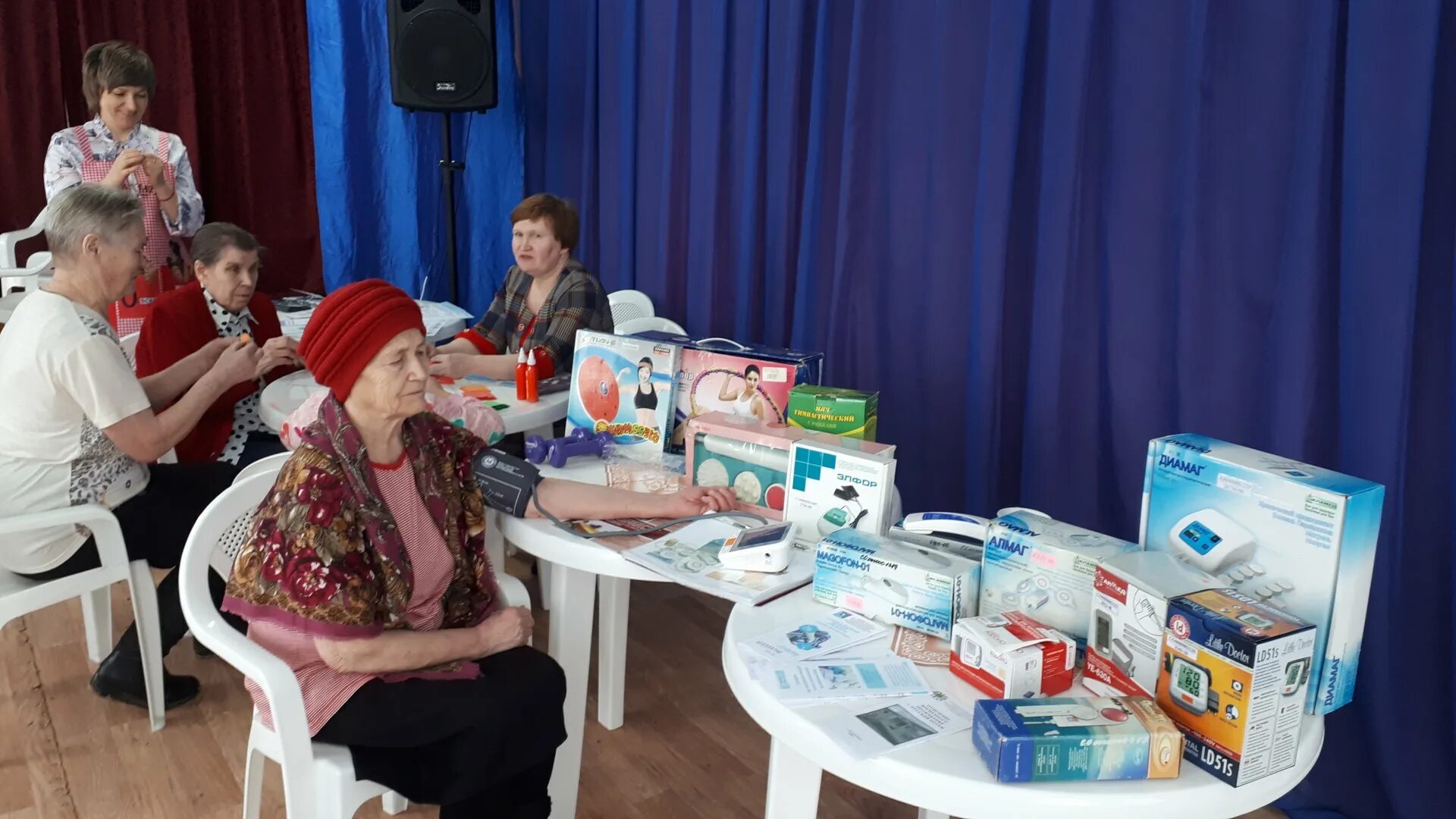 Символика на прозрачном фоне дзержинский цсон. Дзержинский кцсон. Каракулино кцсон картинки библиотека. Цсон дзержинского района волгоград. Дзержинский кцсон.